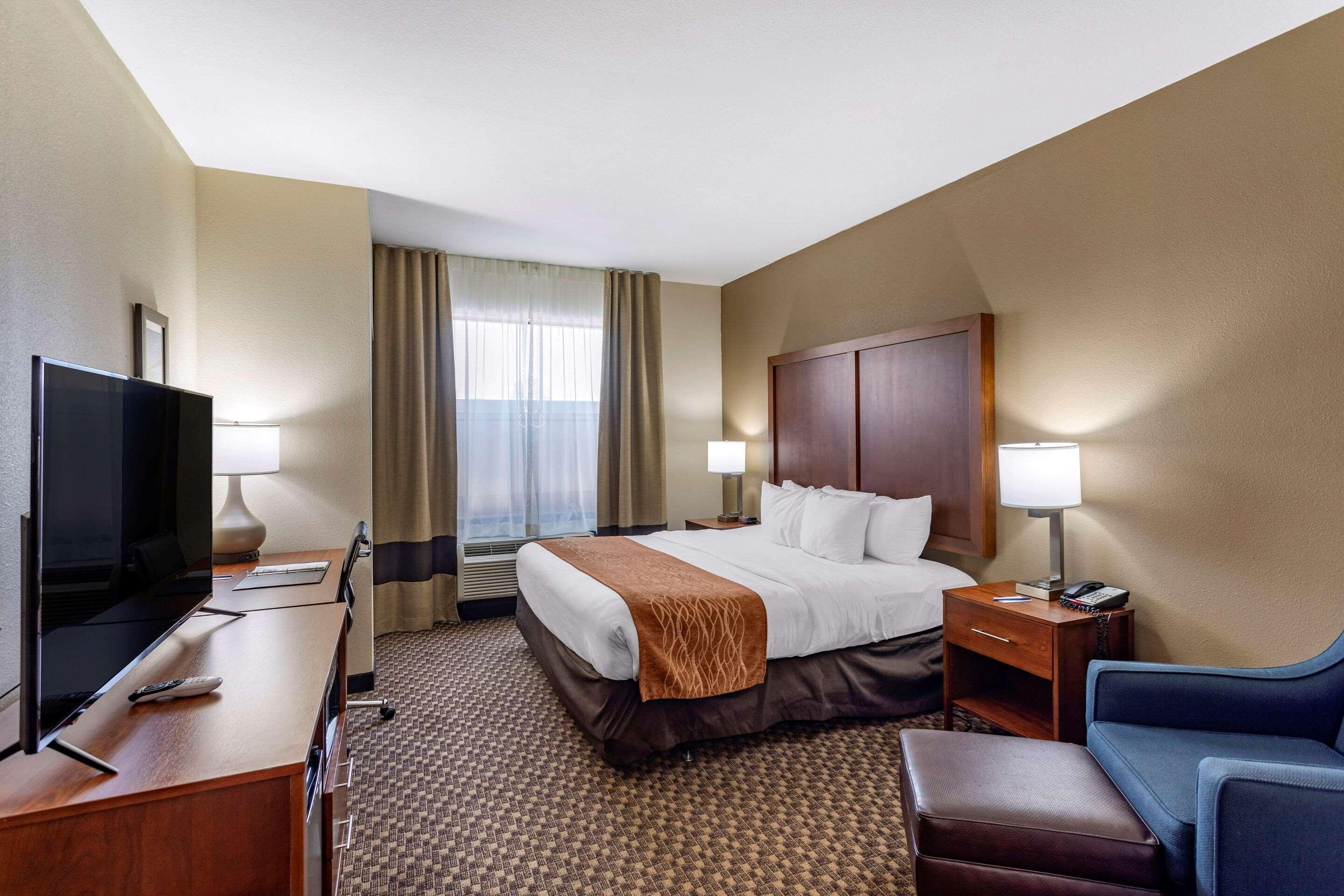 Comfort Inn & Suites Atoka-Millington Extérieur photo