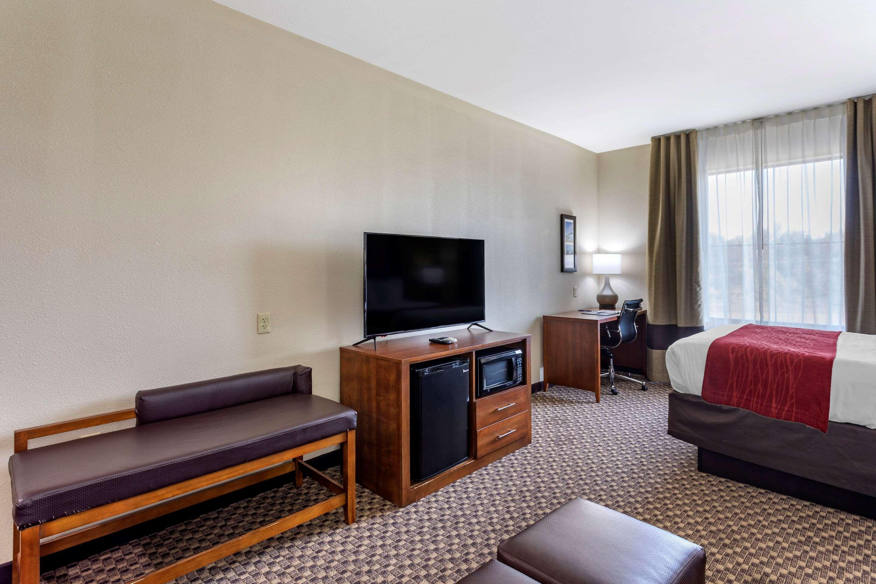 Comfort Inn & Suites Atoka-Millington Extérieur photo
