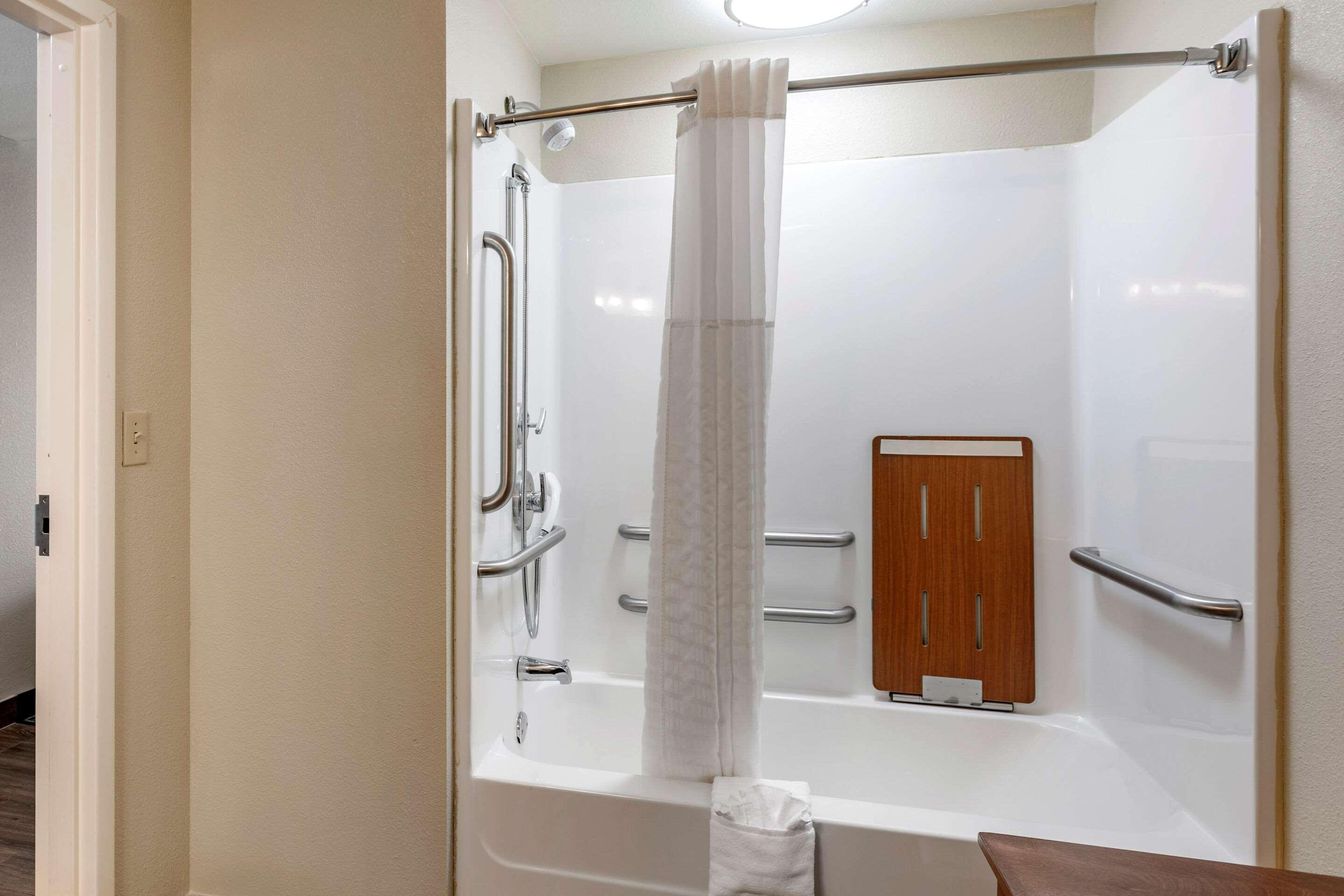 Comfort Inn & Suites Atoka-Millington Extérieur photo