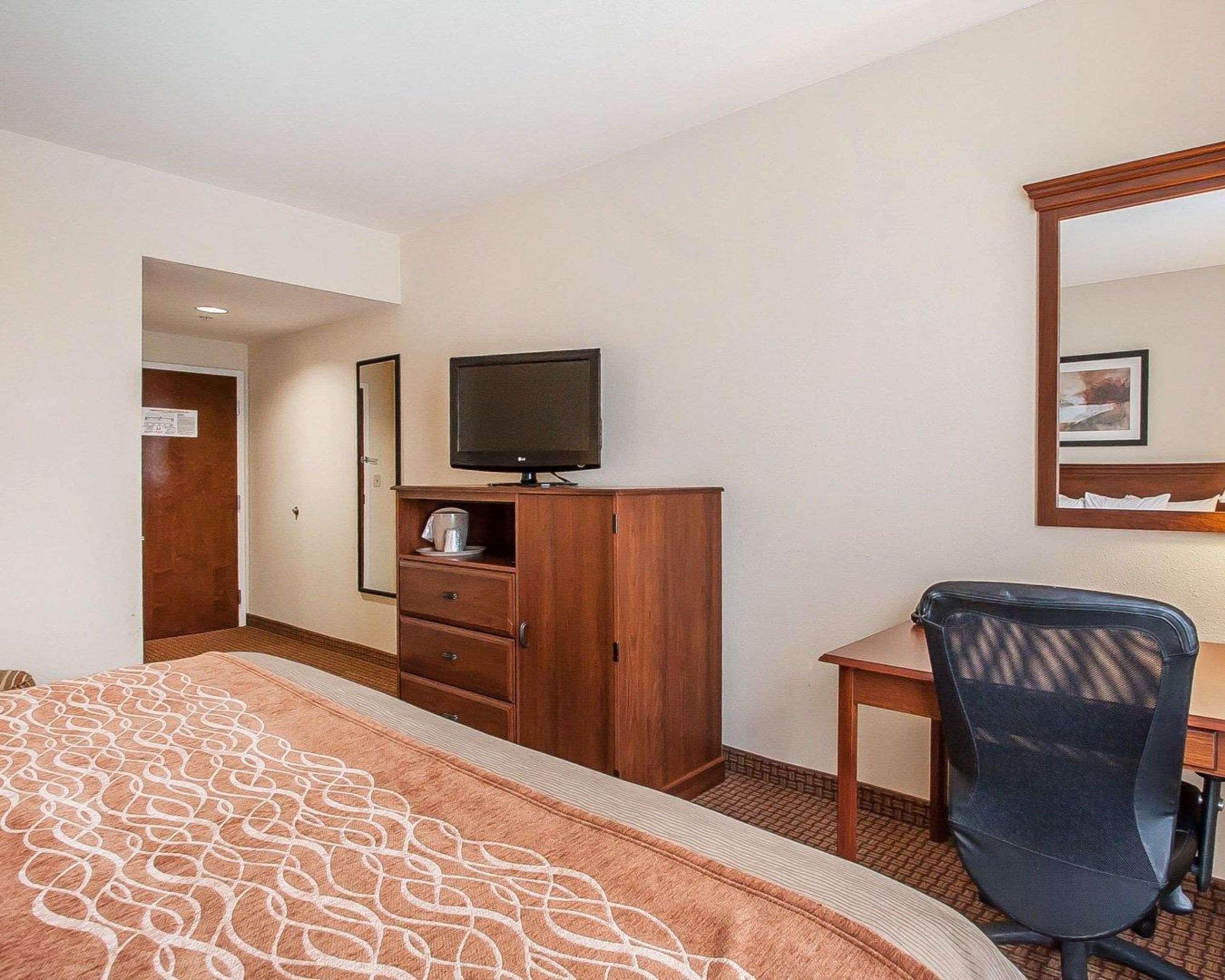 Comfort Inn & Suites Atoka-Millington Extérieur photo