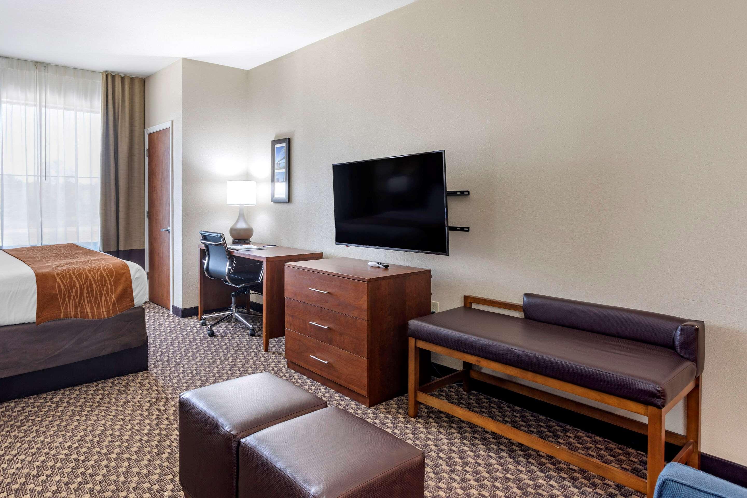 Comfort Inn & Suites Atoka-Millington Extérieur photo