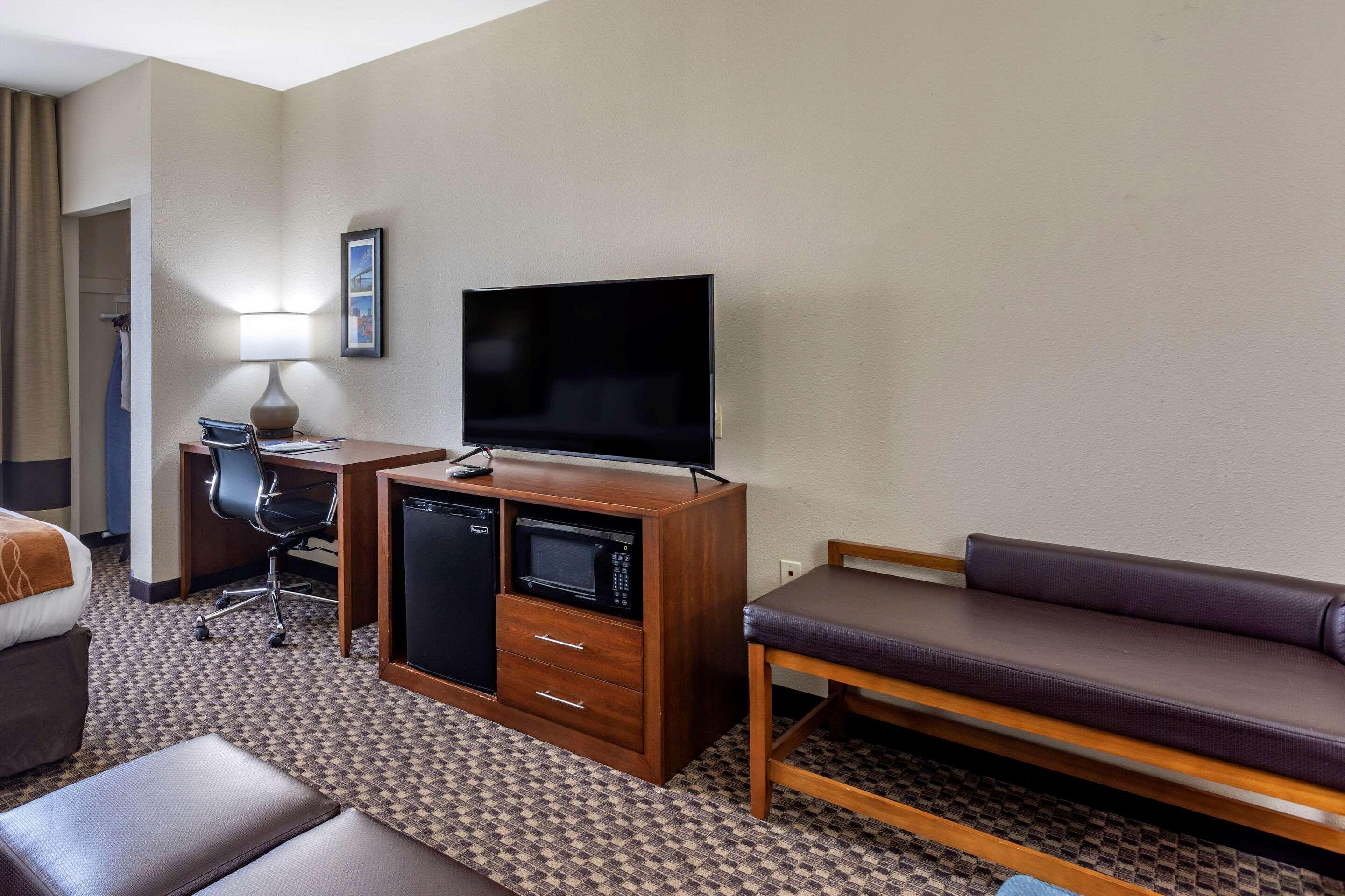 Comfort Inn & Suites Atoka-Millington Extérieur photo