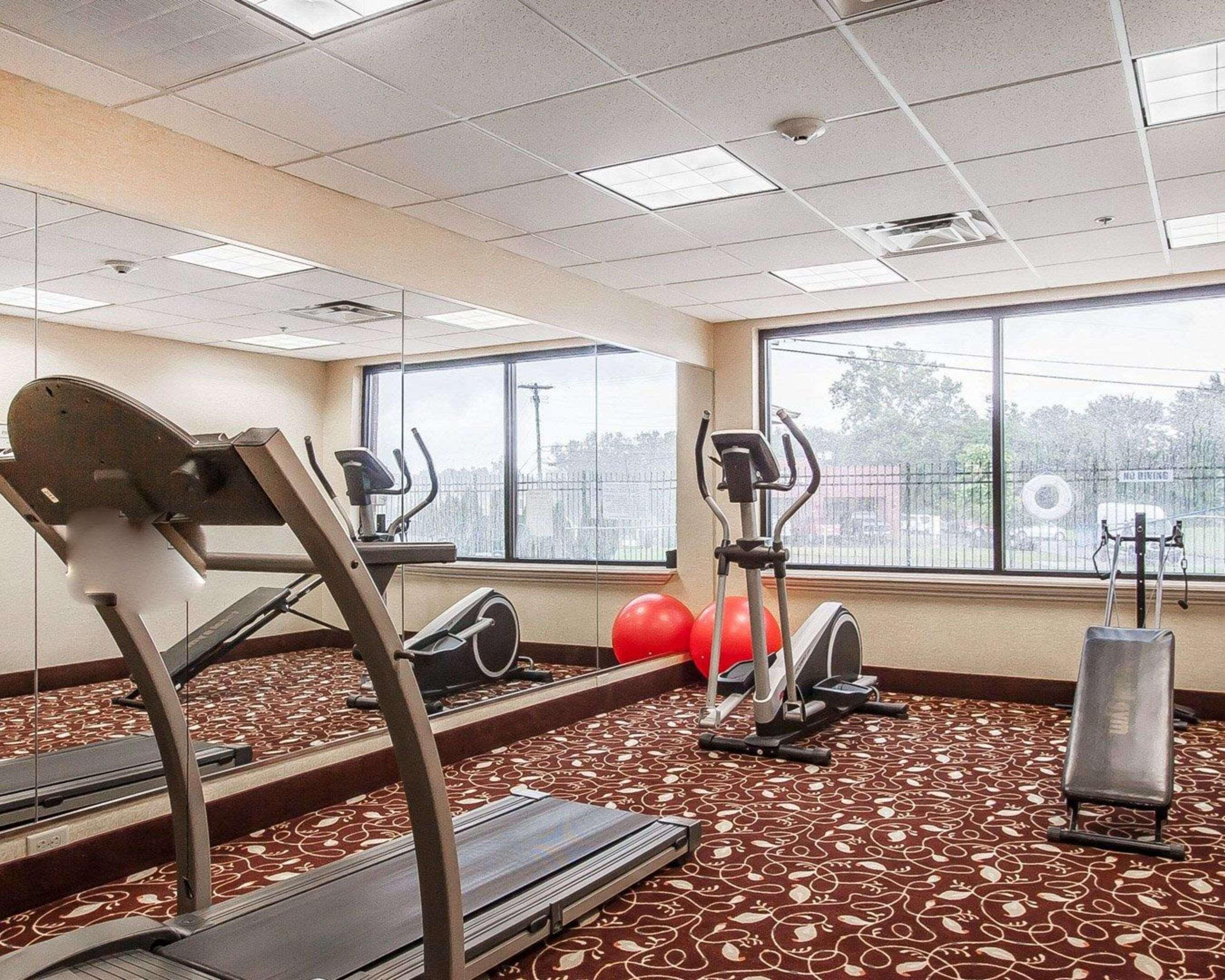 Comfort Inn & Suites Atoka-Millington Extérieur photo