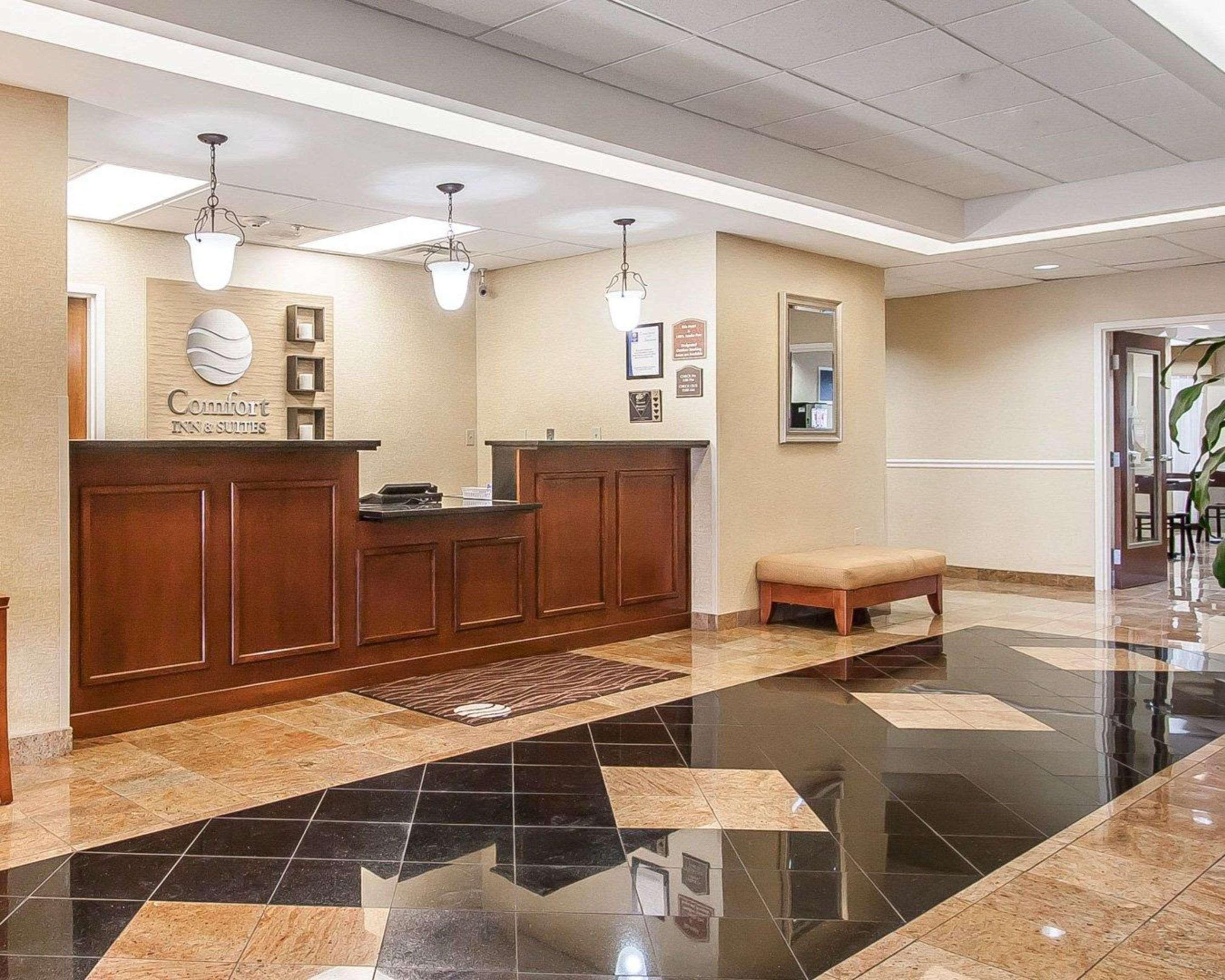 Comfort Inn & Suites Atoka-Millington Extérieur photo